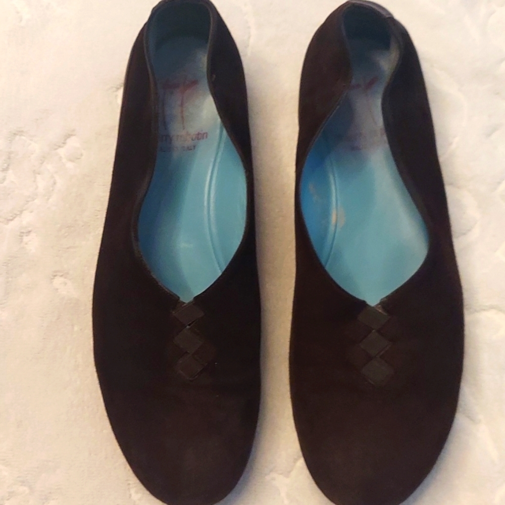 Thierry Rabotin brown suede Grace flats size 10